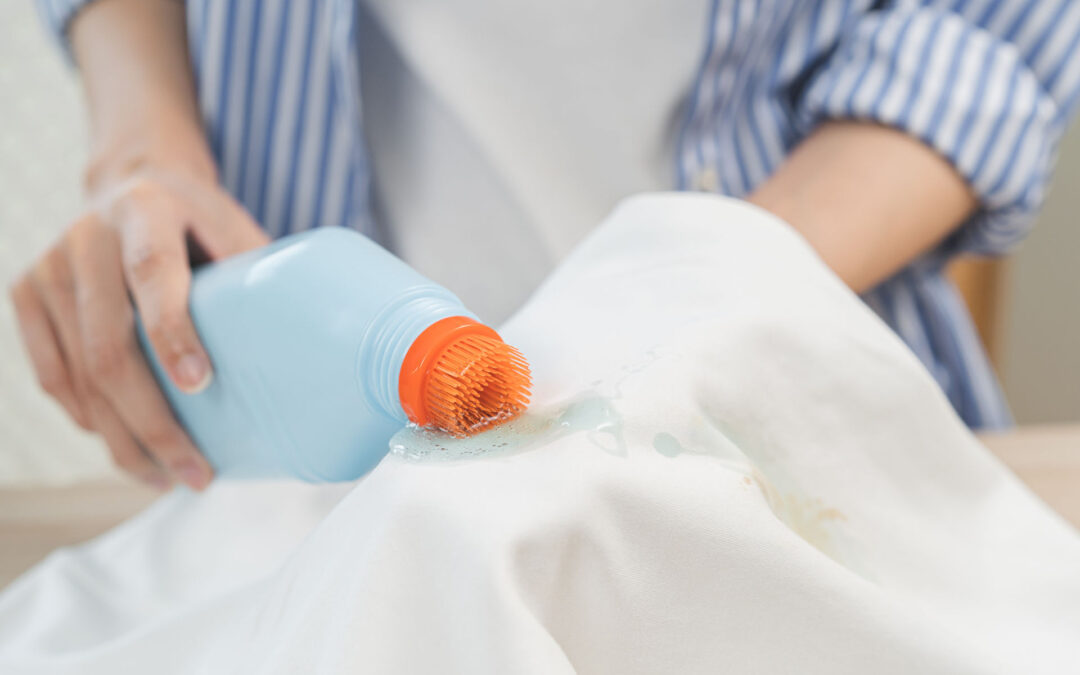 Flecken aus Hoteltextilien entfernen – Tipps & Pflege