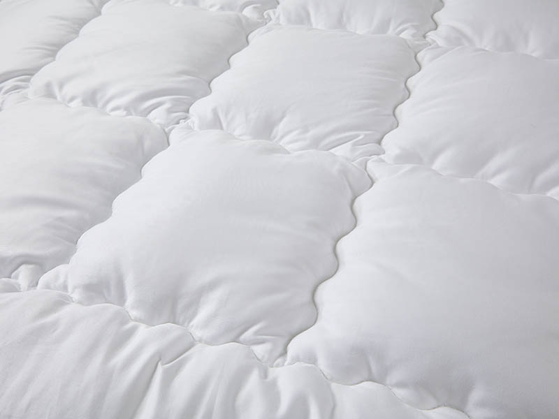 Einziehdecke Midnight | 135x200, weiß Einziehdecke Midnight | 135x200, weiß