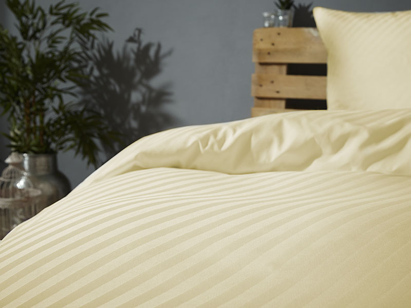 Streifendamast-Bettwäsche Diagonal | 140x200, gold - Stück Streifendamast-Bettwäsche Diagonal | 140x200, gold - Stück