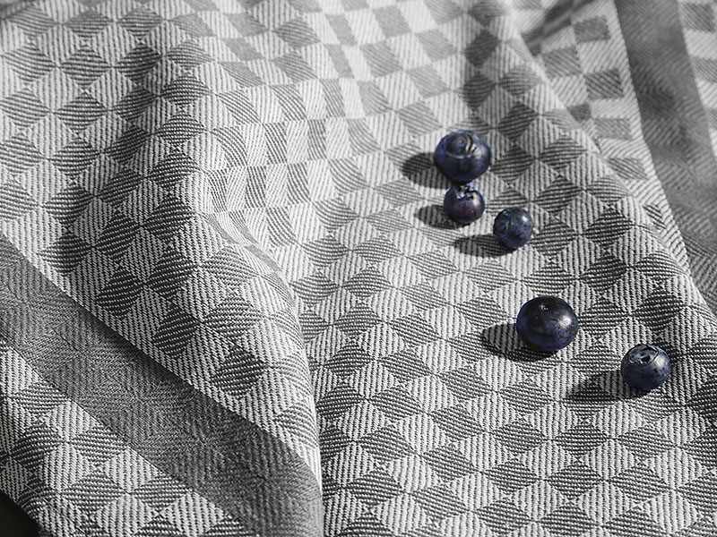 Grubentuch Gerd Baumwolle silber | 50x100, silber-weiß-kariert Grubentuch Gerd Baumwolle silber | 50x100, silber-weiß-kariert