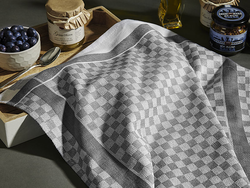 Grubentuch Gerd Baumwolle silber | 50x100, silber-weiß-kariert Grubentuch Gerd Baumwolle silber | 50x100, silber-weiß-kariert