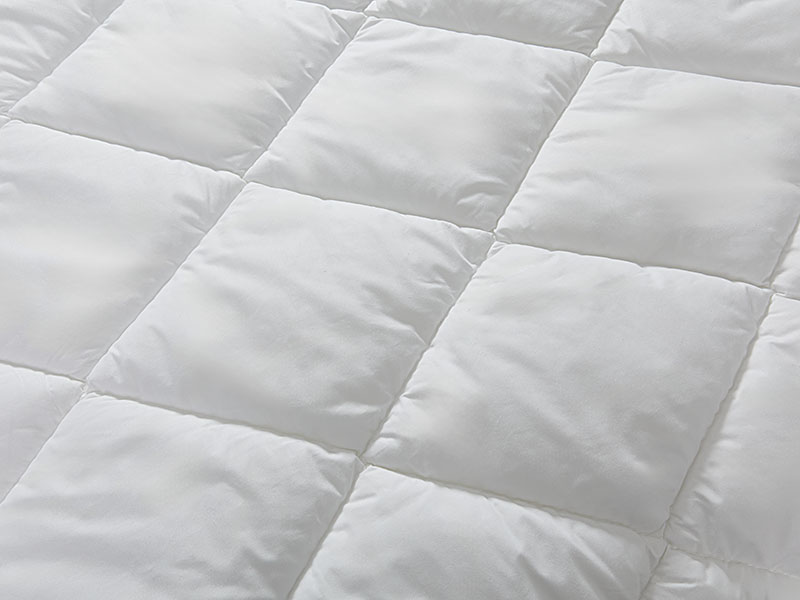 Aurora PrimaLoft® Bio™ Ganzjahresdecke | 135x200, weiß